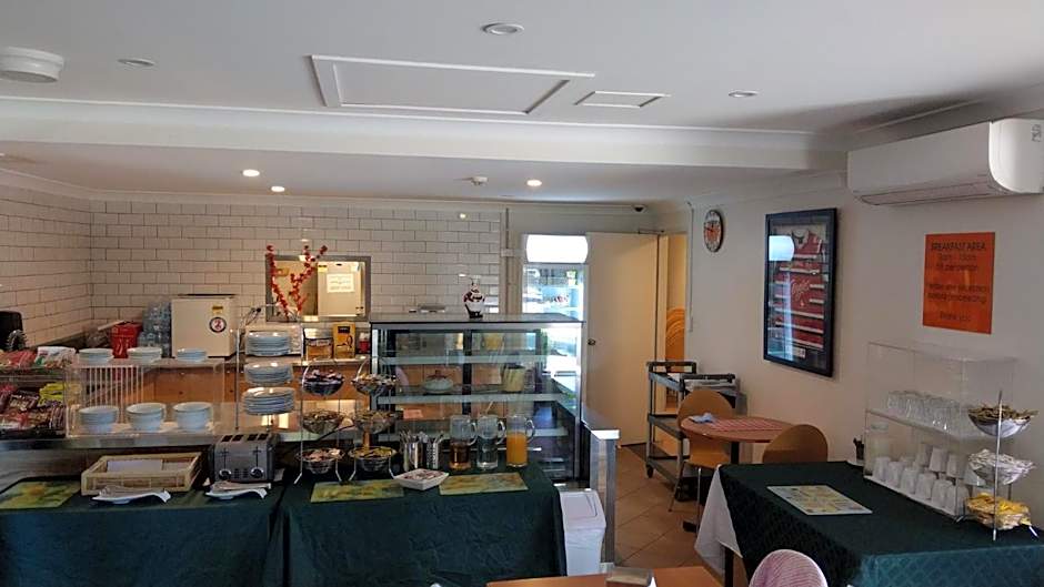 Arena Hotel (formerly Sleep Express Motel)