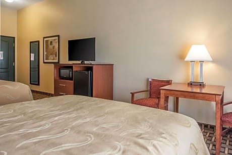 Queen Room with Two Queen Beds - Accessible/Non-Smoking