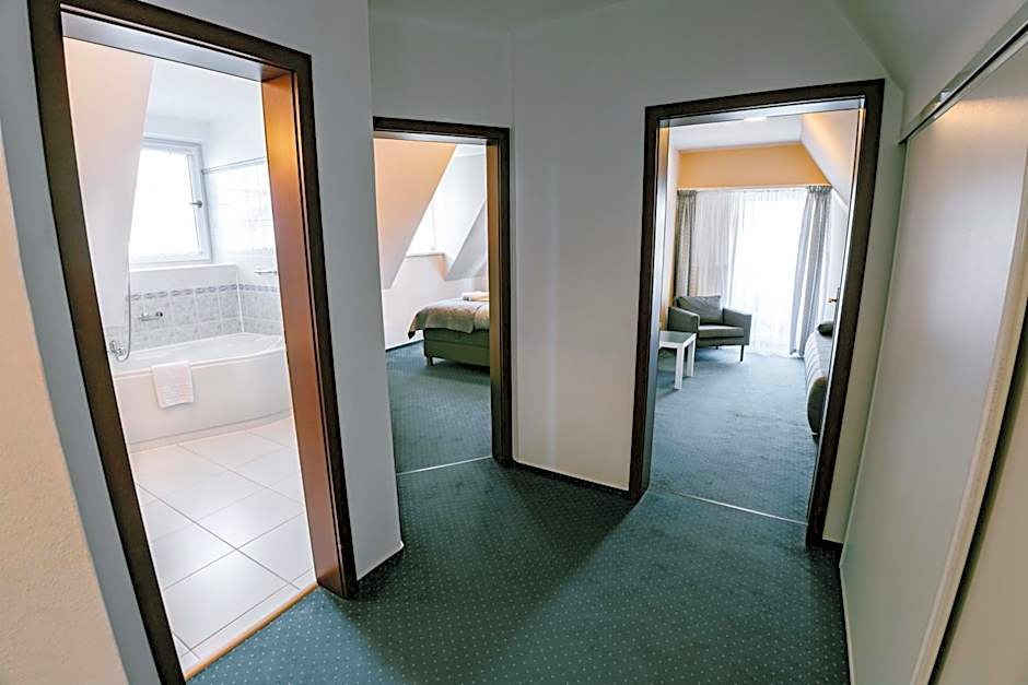 Greenwood hotel