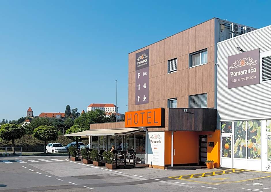 Hotel Pomaranča