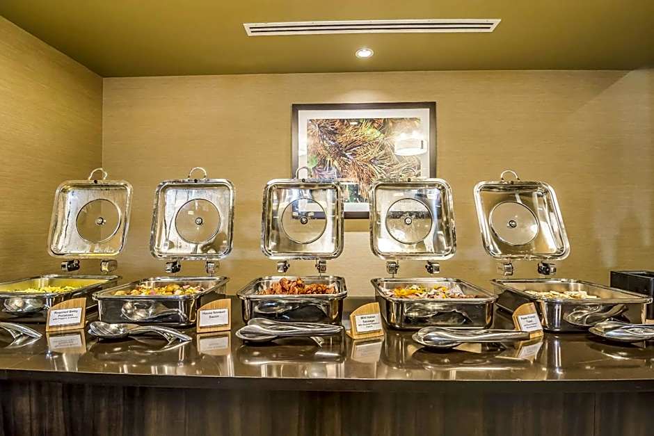 Quality Hotel And Conference Centre