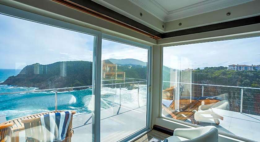 Head Over Hills Luxury Retreat