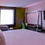 Holiday Inn Express & Suites Miami Airport By IHG