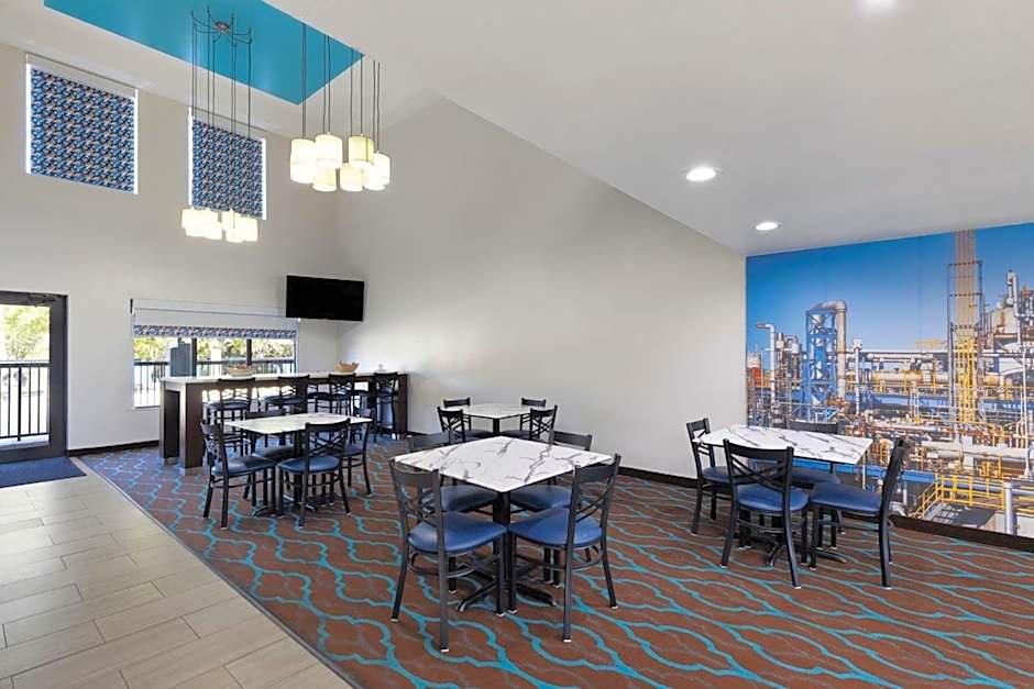 Baymont by Wyndham Moss Point/Pascagoula