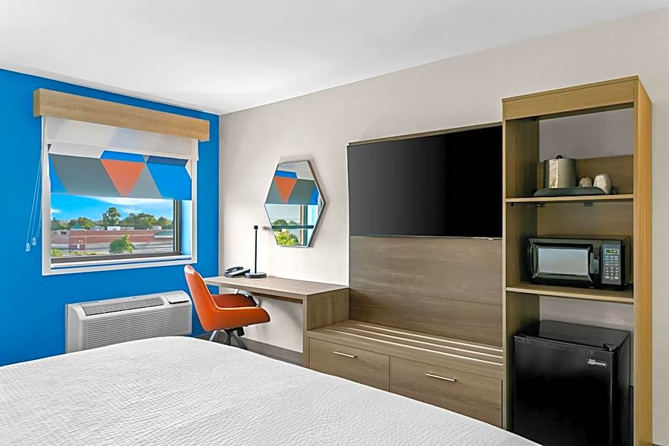 Holiday Inn Express Baltimore West - Catonsville By IHG