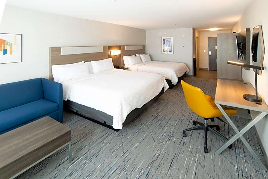 Holiday Inn Express And Suites Moose Jaw By IHG