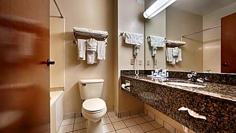 Suite-1 King Bed, Non-Smoking, Oversized Room, Sofabed, Microwave, Refrigerator, Full Breakfast