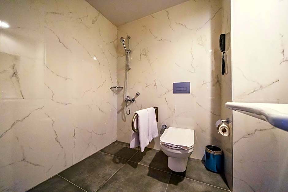 Premier Nergis Beach & SPA