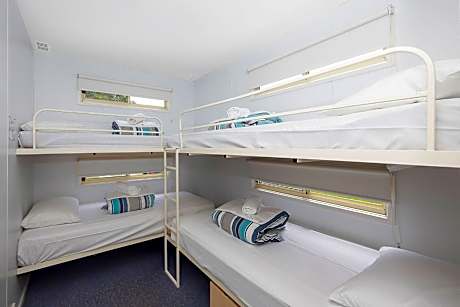 Standard Cabin - Sleeps 6 - Dog Friendly