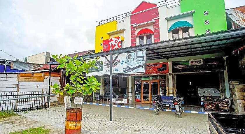 OYO Life 90587 Domen Homestay Syariah