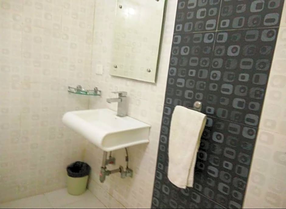 Hotel Samovar by Goyal Hoteliers