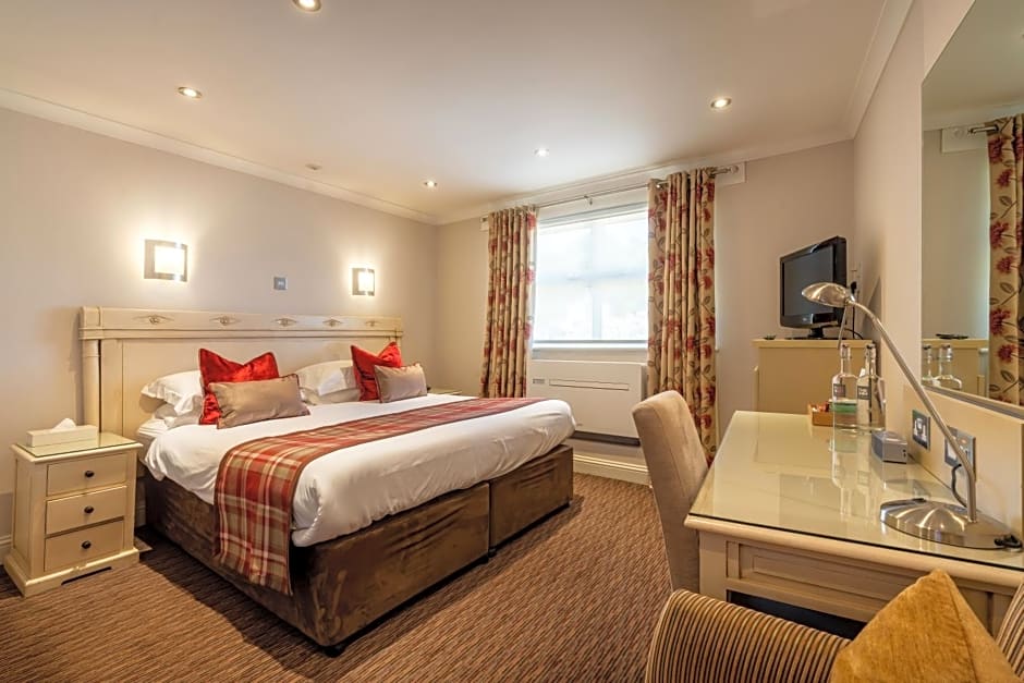 The Inn Boutique Hotel Bar and Restaurant (Pet-friendly)