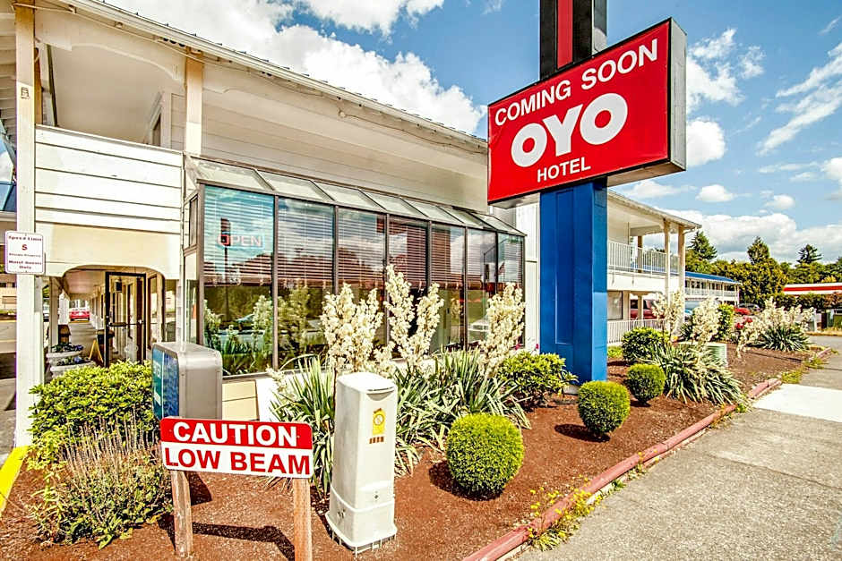 OYO Hotel Centralia