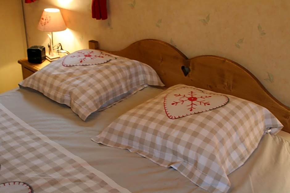 Chambre d'hôtes "LES CRETS"