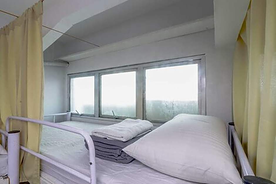 ARK Hostel City Center Manila