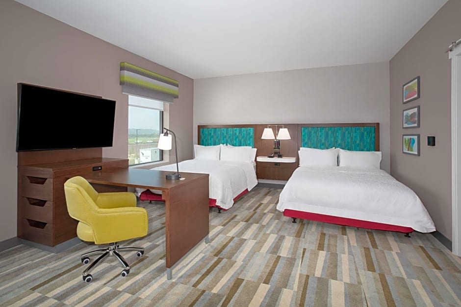 Hampton Inn By Hilton & Suites Watsonville, CA