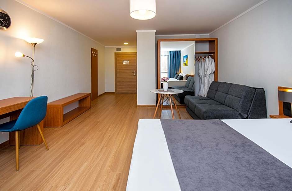 Orbi Palace Hotel Official