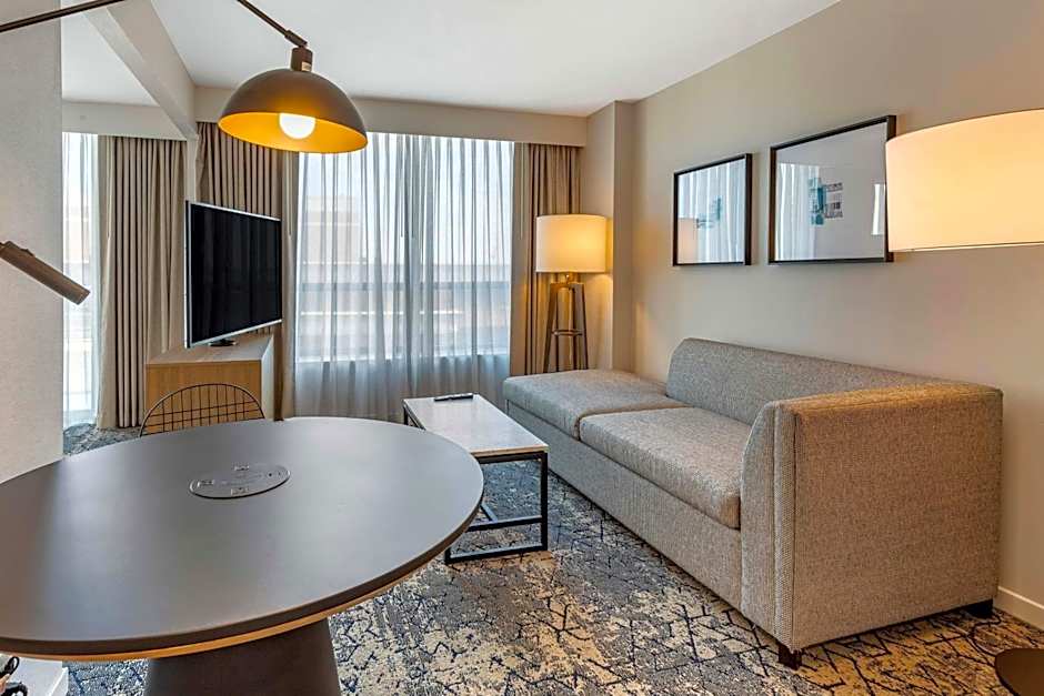 Sheraton Suites Old Town Alexandria