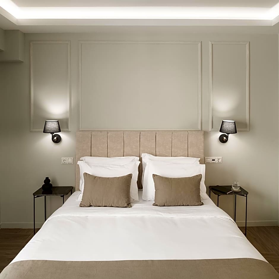 ASTIKON Xenofontos Suites