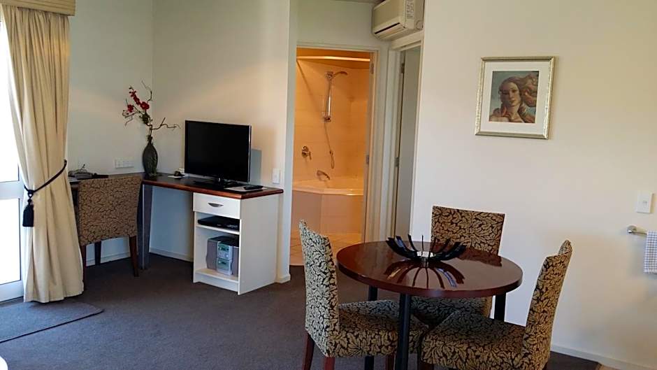 Cedar Grove Motor Lodge