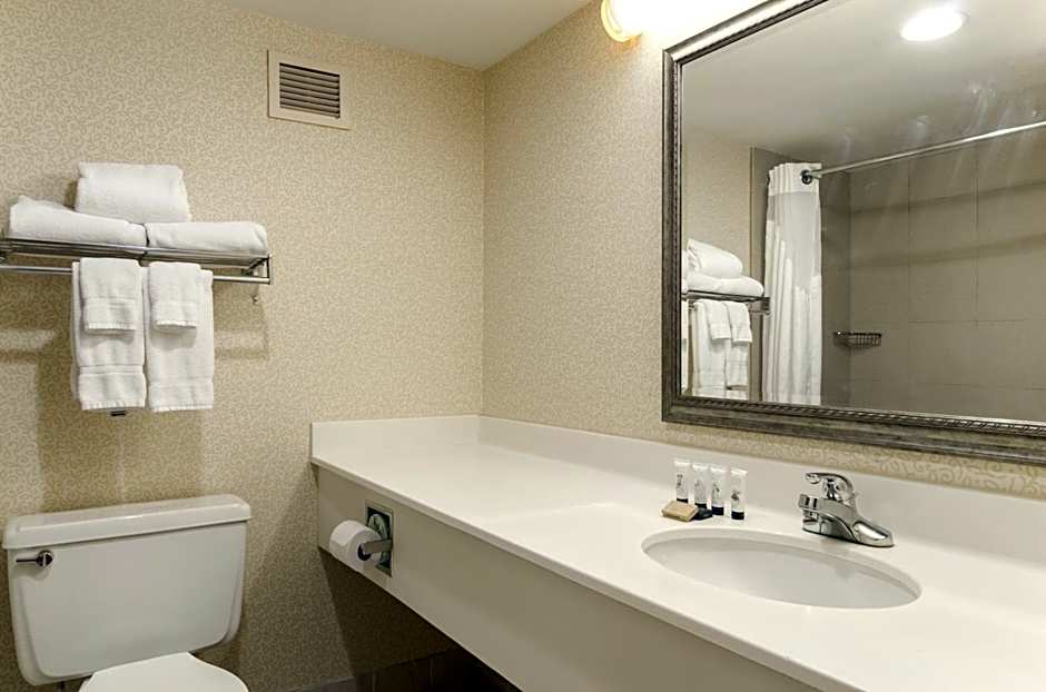 Red Lion Hotel & Conference Center Cheyenne