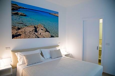 Double Room with Balcony and Sea View