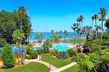 SkyBeach Resort