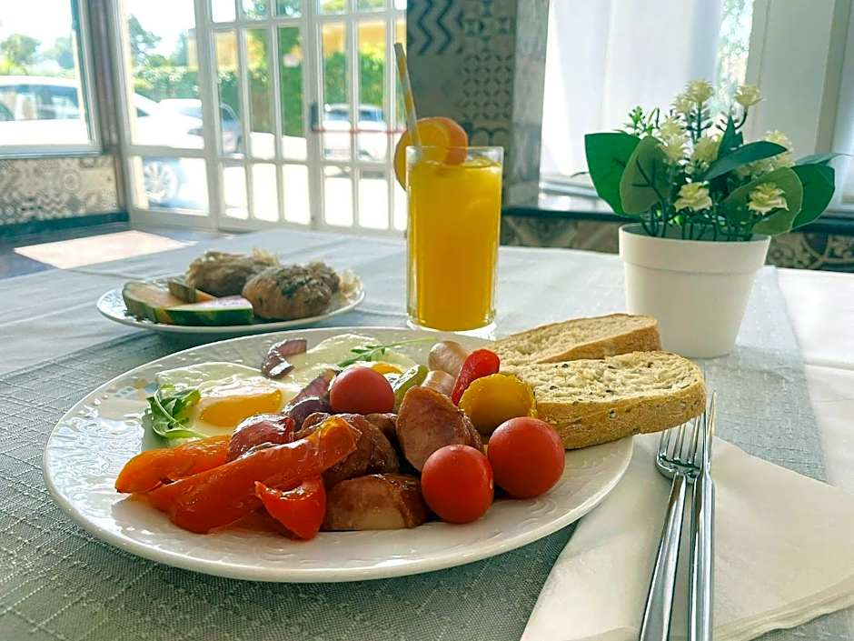 Hotel Riva Kaštela with swimming pool
