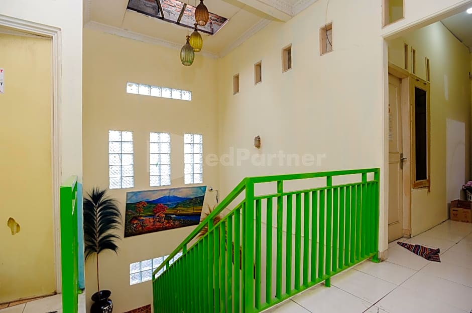 Fajar Inn Mitra RedDoorz