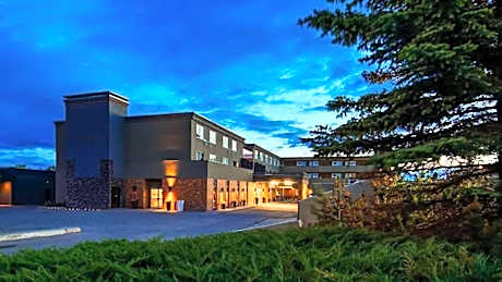 Days Inn by Wyndham Airdrie