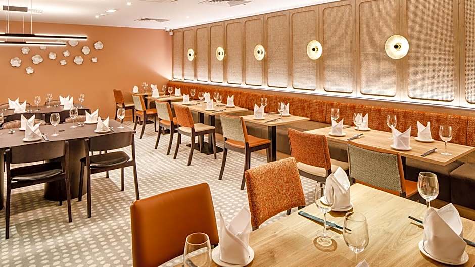 Crowne Plaza Manchester Airport By IHG