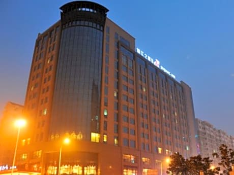 Jinjiang Inn Zhengzhou International Exhibition Center East High-Speed Railway Station