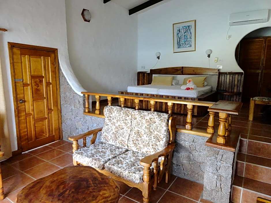 Lazare Picault Hotel