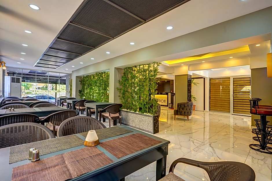 Miss Cleopatra Hotel