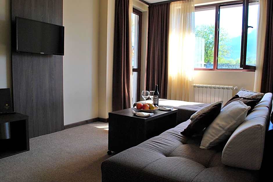 Zara Hotel