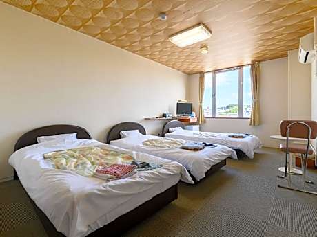 Triple Room - Smoking