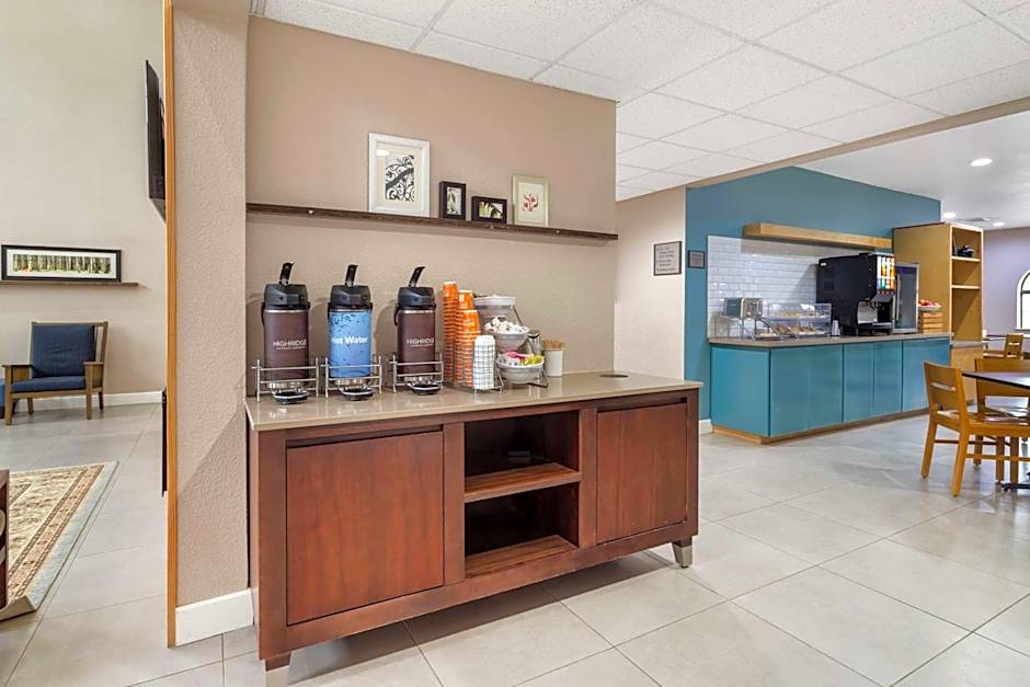 Comfort Suites Shenandoah-The Woodlands