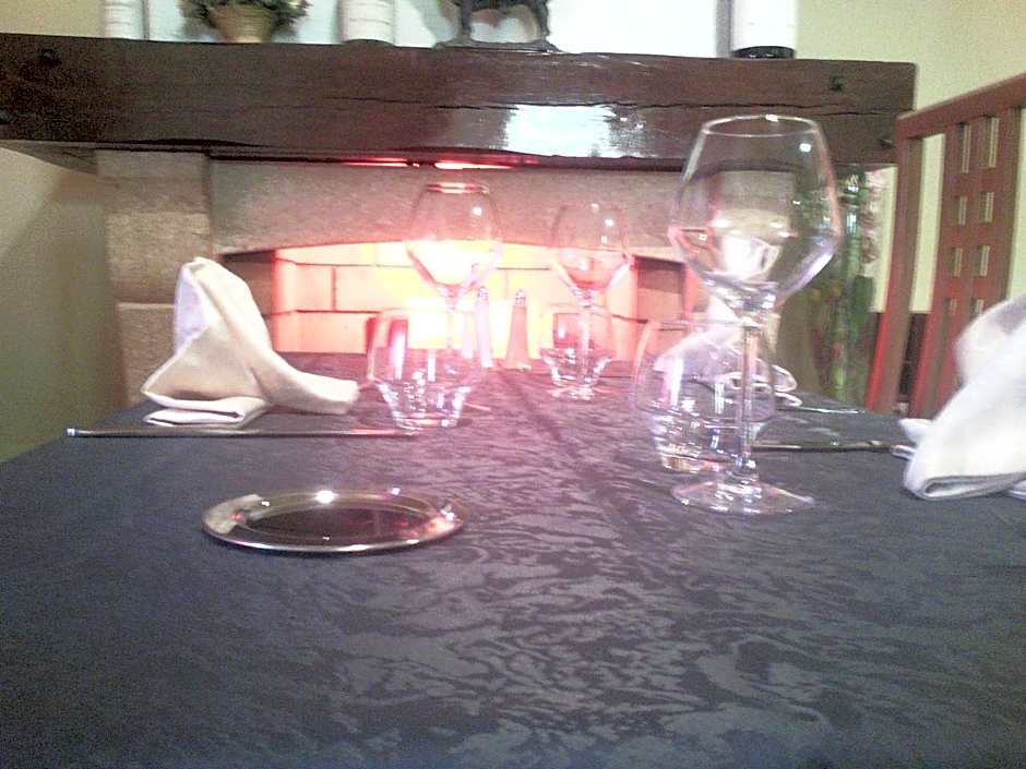 Logis Hotel Des Voyageurs Restaurant La Bonne Tabl'Hay