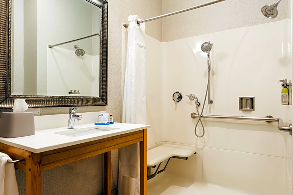 Holiday Inn Express Davis-University Area by IHG