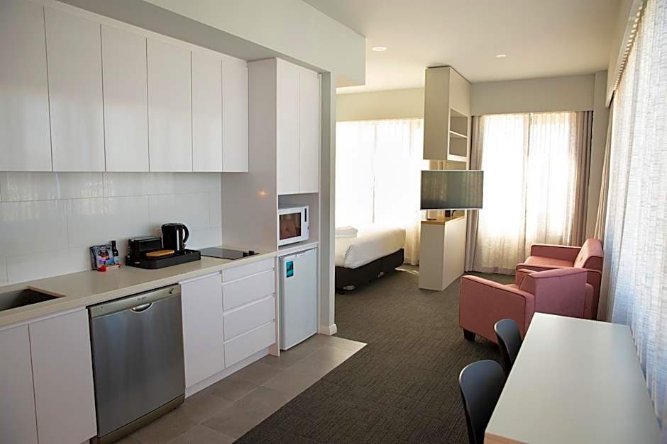 The Gerald Apartment Hotel