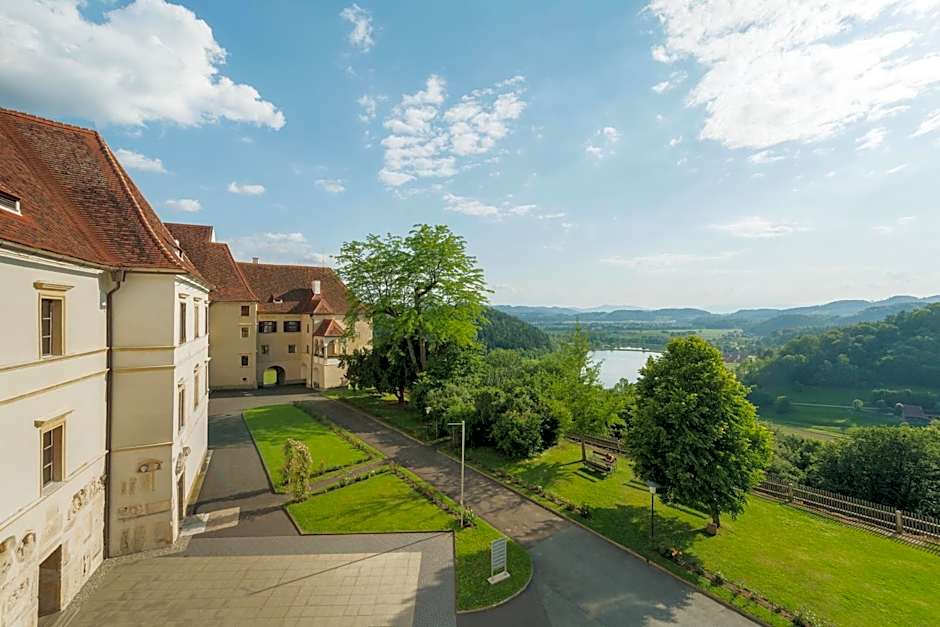 Photo 1 of 50 of Schloss Seggau
