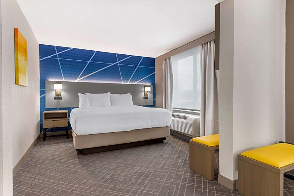 Comfort Inn & Suites