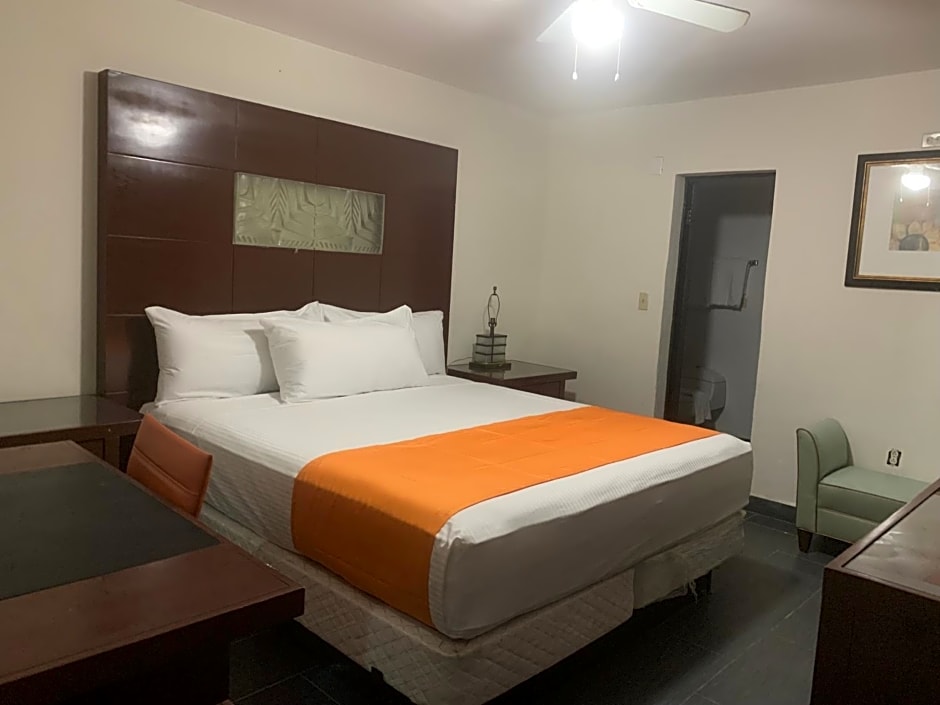 Hotel Los Arcos
