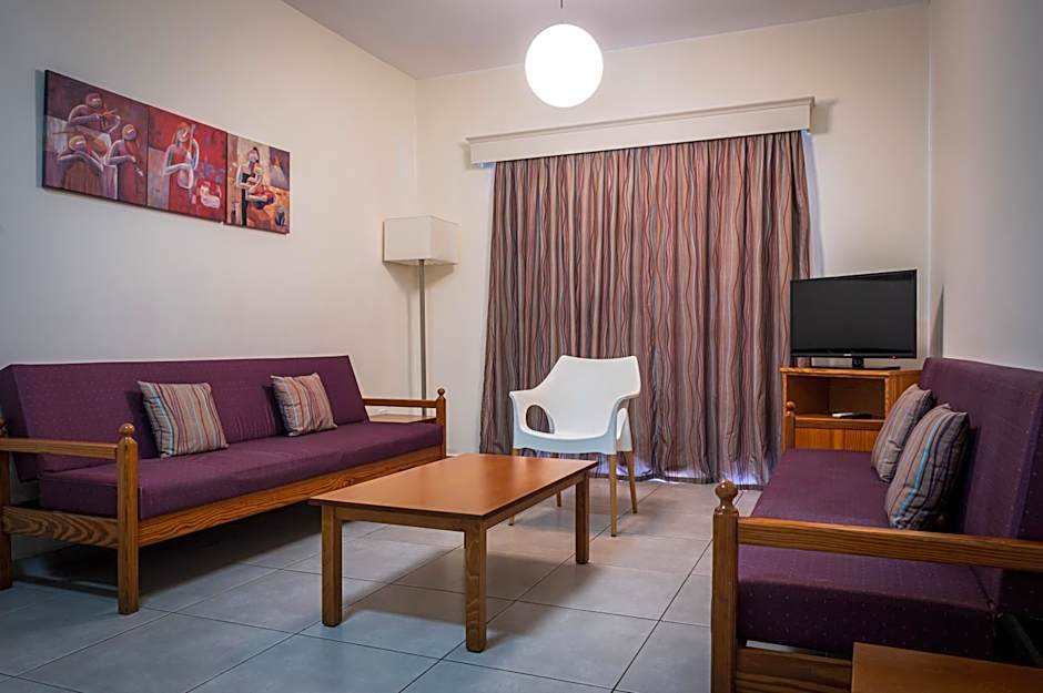 Kefalos Damon Hotel Apartments