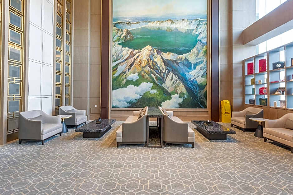 Yanji Yanbian International Hotel