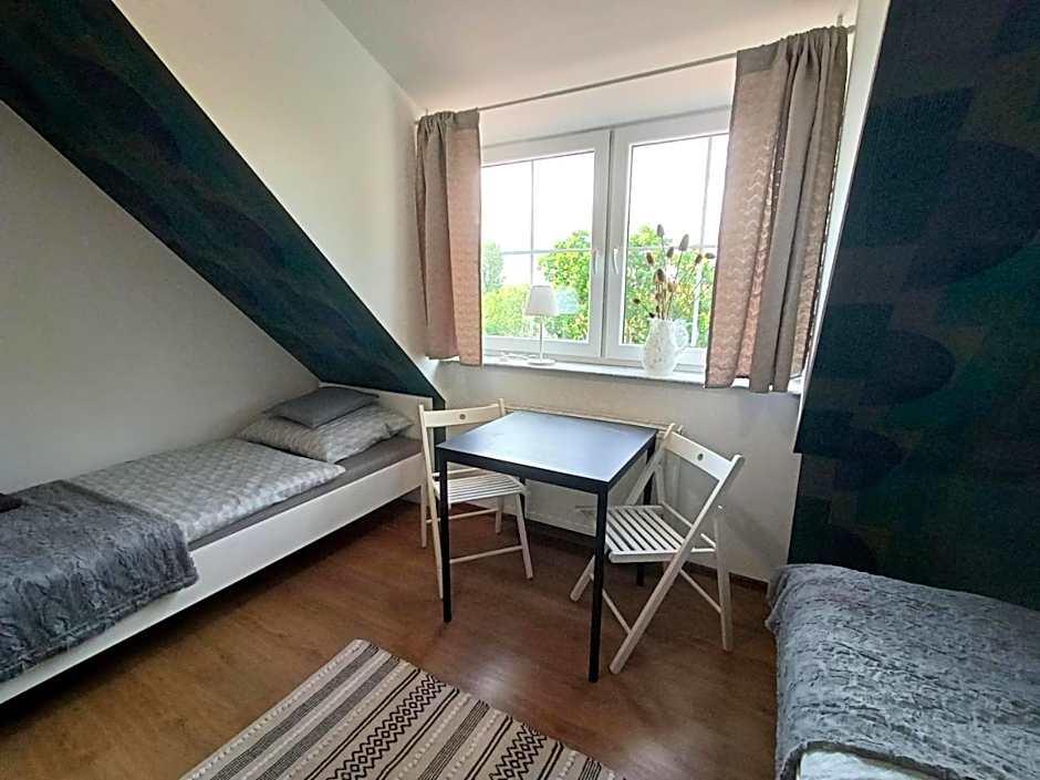 Lemuria Pokoje Hostel Chojnowska A