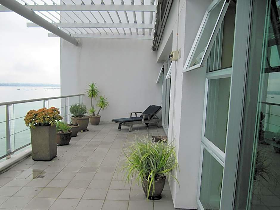 Auckland Waterfront Serviced Apartments on Prince's Wharf