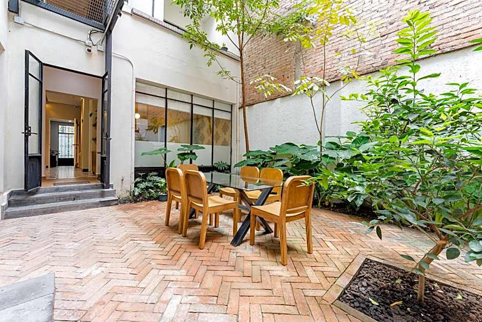 Casa Danubio Reforma by VH