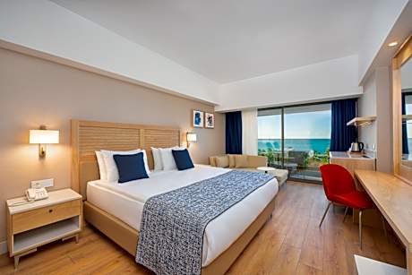 Standard Sea View Single