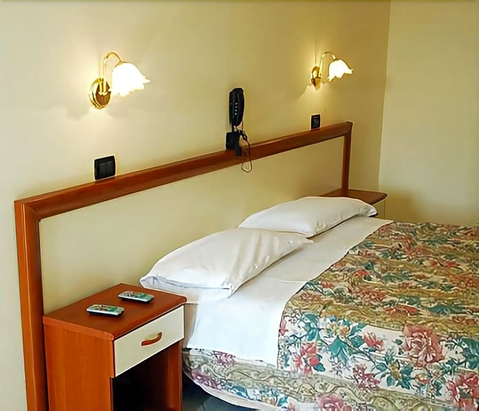 Serafino Liguria Hotel